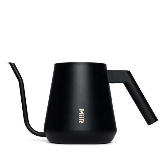 new-standard-pour-over-kettle-j6 Pour_Over_Kettle_Black_Studio_0222_Front.jpg