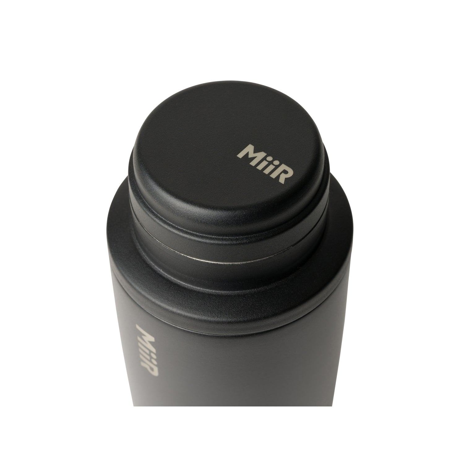 cocktail-shaker-lid-v0 Shaker_Lid_Black_Studio_1021_45Deg_Lid_On-1__CSL1SNOS002.jpg