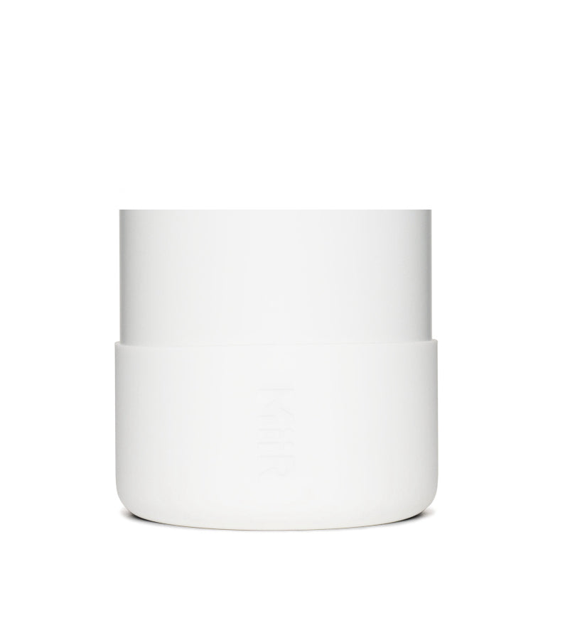 silicone-boot-i7 Silicone_Boot_32oz_42oz_White_Studio_0821_On_Bottle_7c7df284-5bee-4f24-a031-14b02db7328f__SLB1PN34001.jpg