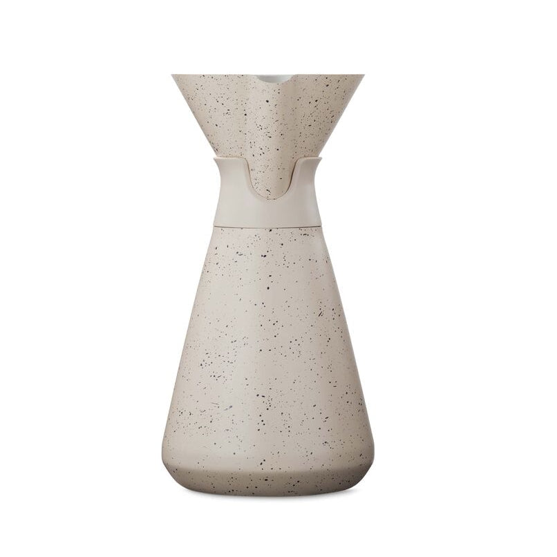 new-standard-carafe-e3 WebPDP-33oz_New_Standard_Carafe_Desert_Tan_Speckle_Studio__CAR1SVOS224_270.jpg