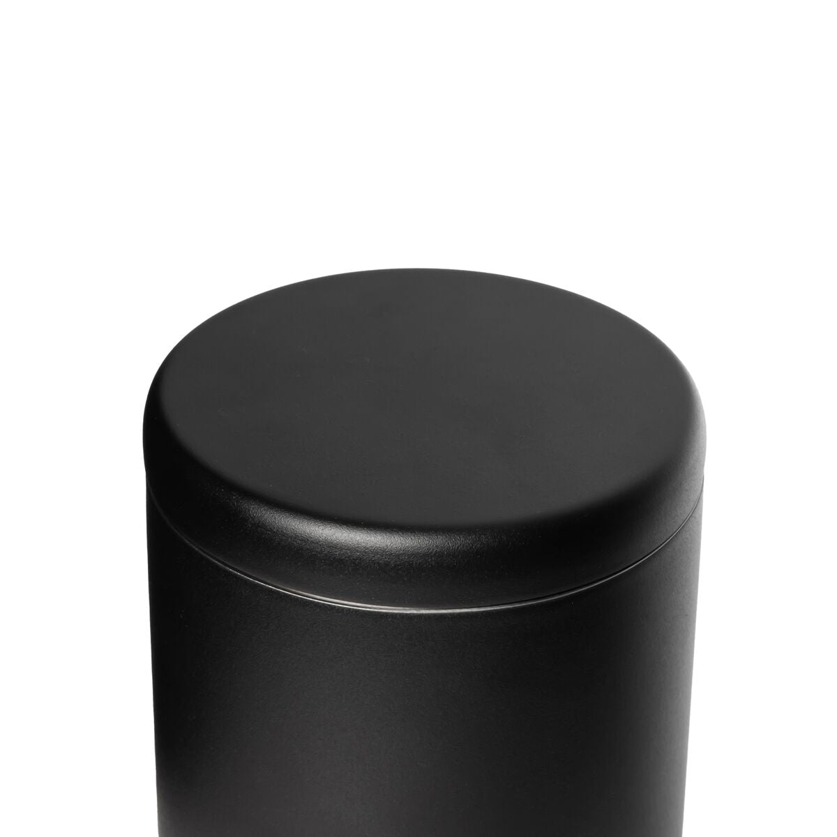 airlock-coffee-canister-y8 WebPDP-Airlock_Coffee_Canister__ACN2SVOS002_Black_X2Studio_45_Deg_Lid_On.jpg