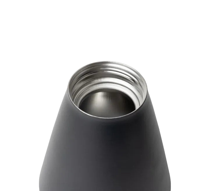 new-standard-carafe-e3 WebPDP-Carafe_Black_Studio_0722_45_Deg_Top_Off__CAR1SVOS002.jpg