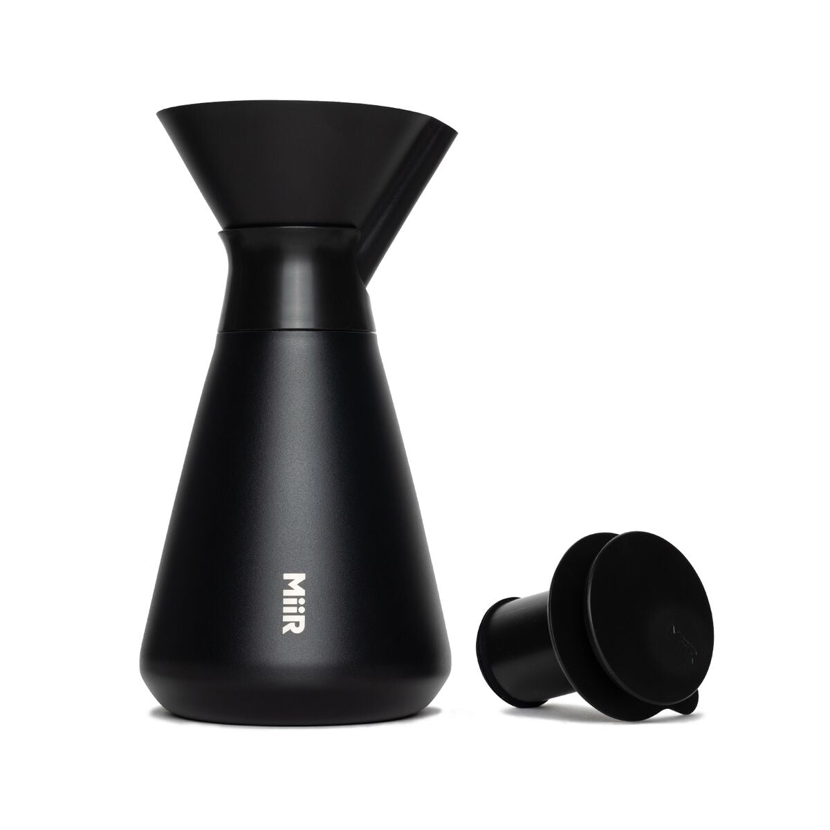 new-standard-carafe-e3 WebPDP-Carafe_Black_Studio_0722_Front_Lid_Staged__CAR1SVOS002.jpg