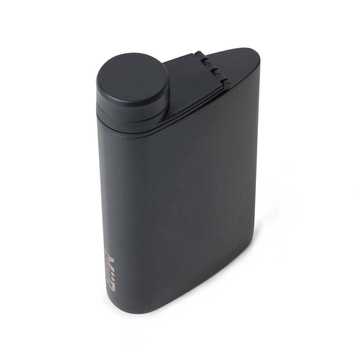 aero-flask-k7 WebPDP-Flask_Black_Studio_1022_45Deg_Closed__FLK1SSOS002.jpg