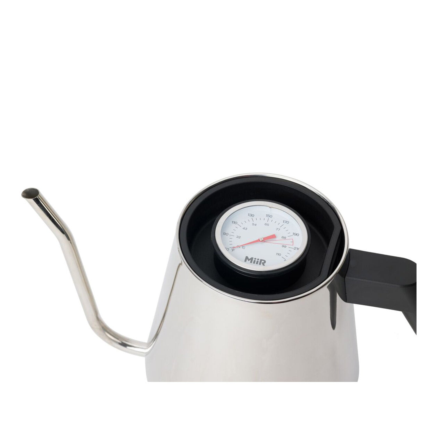 new-standard-pour-over-kettle-j6 WebPDP-Pour_Over_Kettle_Black_Studio_0222_45_Deg_Lid__POK1SNOS005.jpg