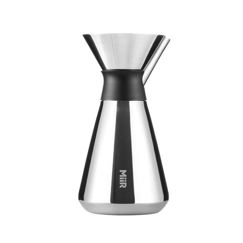 new-standard-carafe-e3 Web_PDP-Polished_Stainless_Carafe_33oz_SS_Studio_X2_07182024_Front_CAR1SVOS005_1_2.jpg